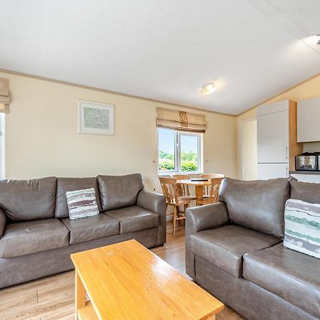 Wigmore Lakes Lodges Cardeston Экстерьер фото